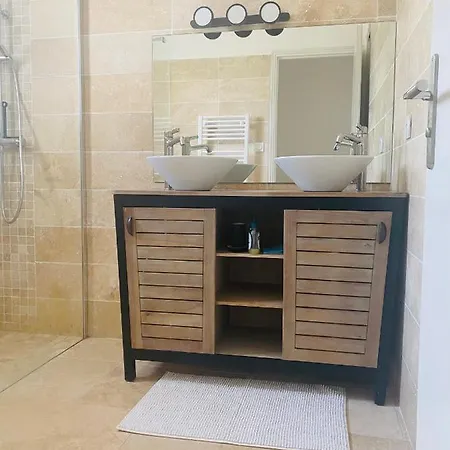 La Maison D A Cote 8 A 10 Personnes Carpentras Extérieur photo