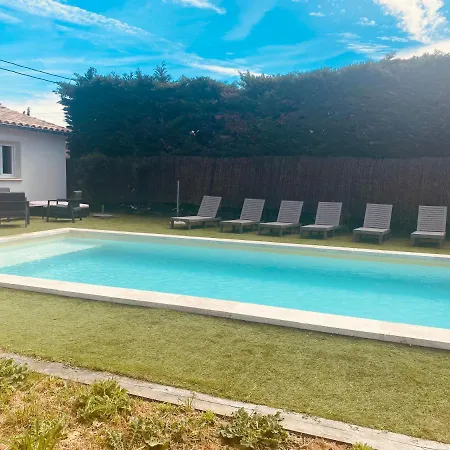La Maison D A Cote 8 A 10 Personnes Carpentras Extérieur photo