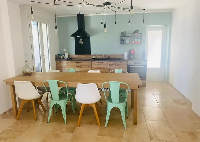 La Maison D A Cote 8 A 10 Personnes